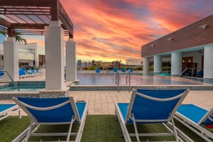 11_hermitage-apartments-saint-petersburg-fl-pool (1)