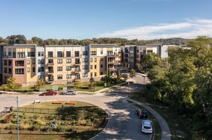 06_Website-RedRev-Exterior-06