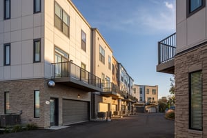 07_Website-RedCorner-Exterior-05