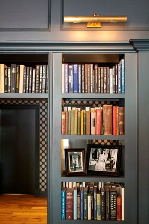 04_Website---GoldenLamb-Dickens-Detail-02