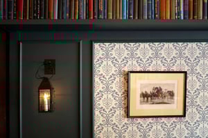 05_Website---GoldenLamb-Dickens-Detail-01