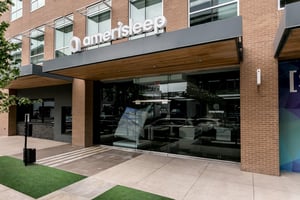 31413466_1920646734626176_6813453126721339392_o