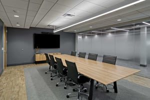 7 - 06-TH-confer-room